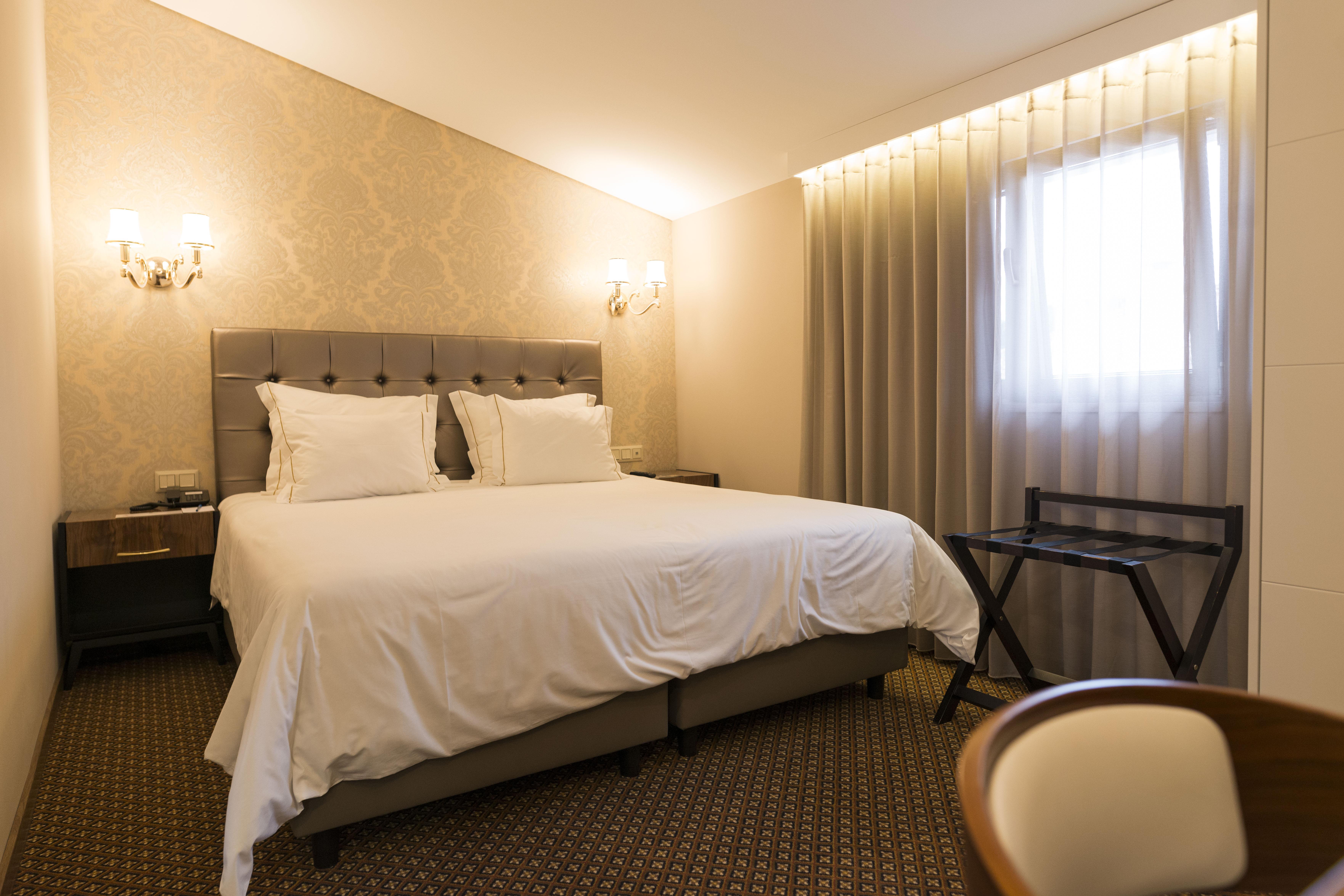 Hotel Lis בטלייה מראה חיצוני תמונה