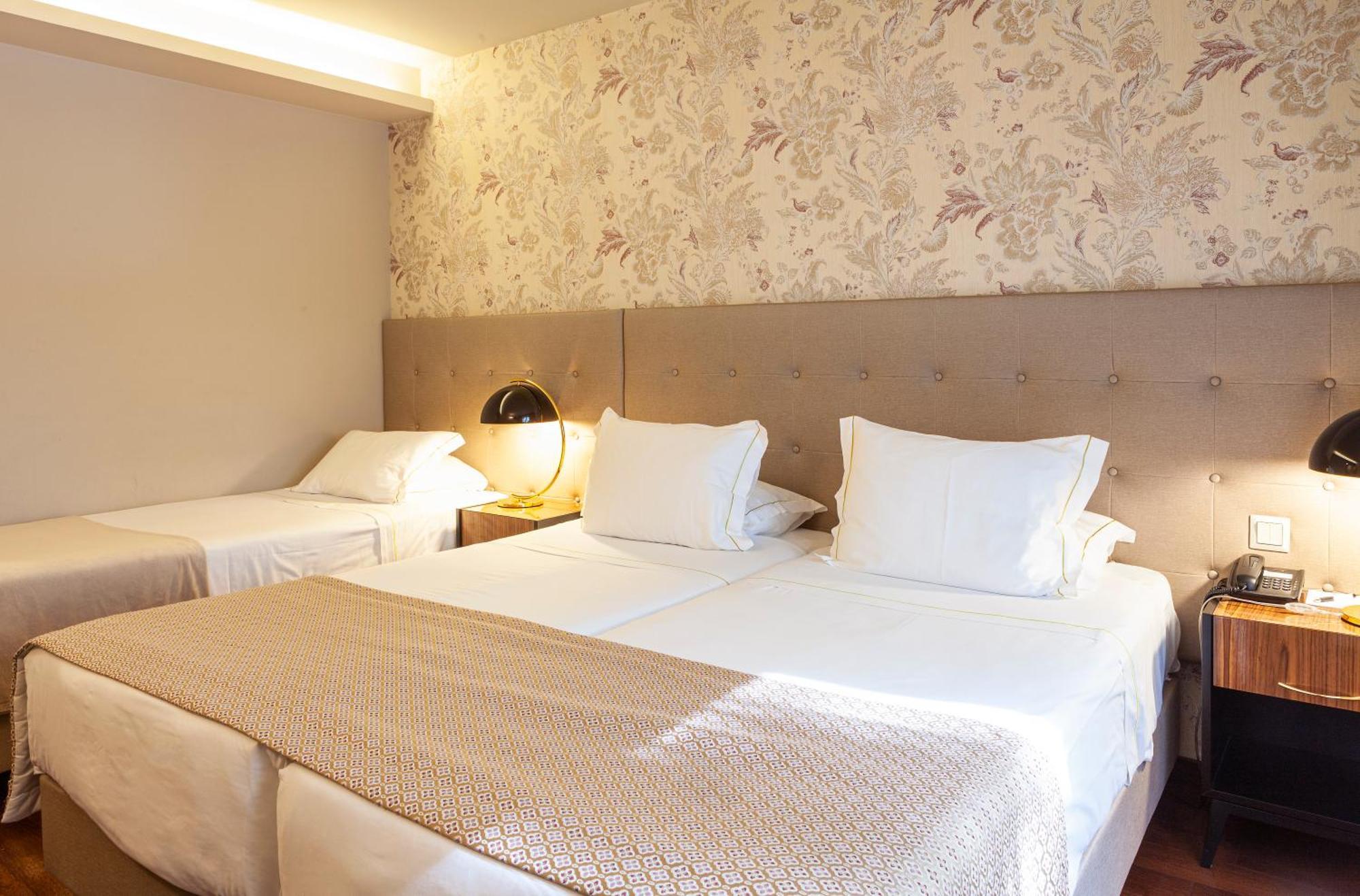Hotel Lis בטלייה מראה חיצוני תמונה